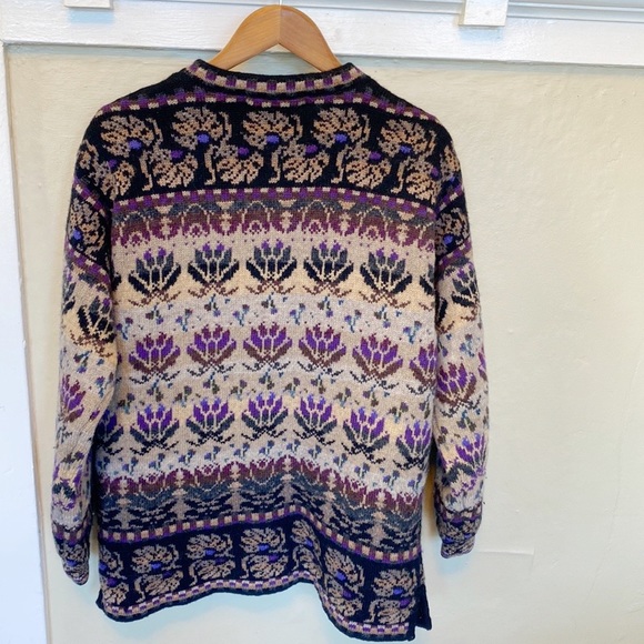 Icelandic Design Wool Lotus Knit Sweater Jacket - Picture 8 of 8